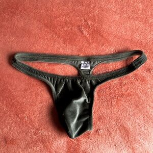 N2N Velvet Thong green XL